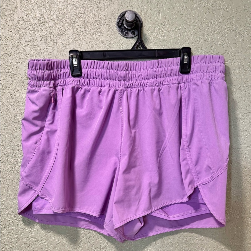 Avia Women's Light Purple Athletic Shorts XXXL
